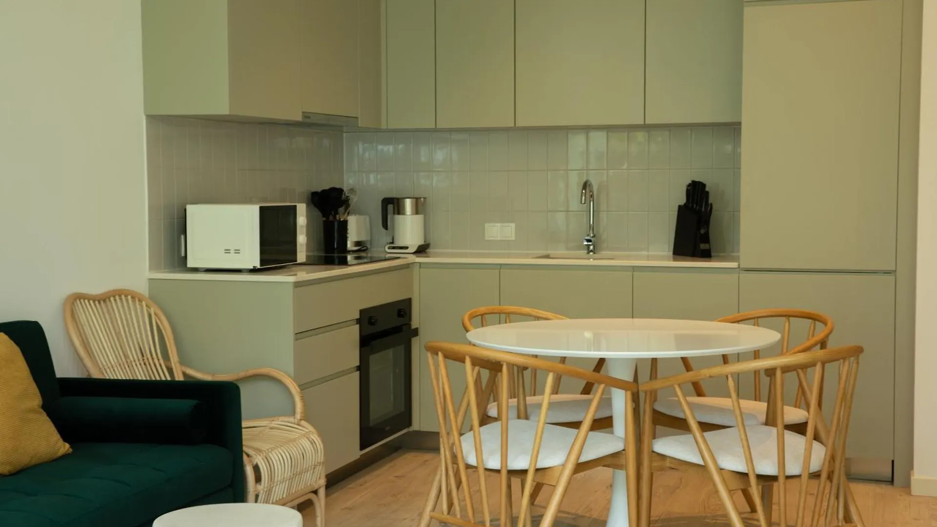 Green Cape Botanico Batumi Hotel apartamentowy